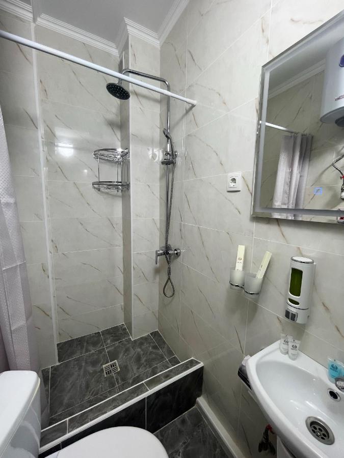 Hotel Nova Bishkek Bagian luar foto