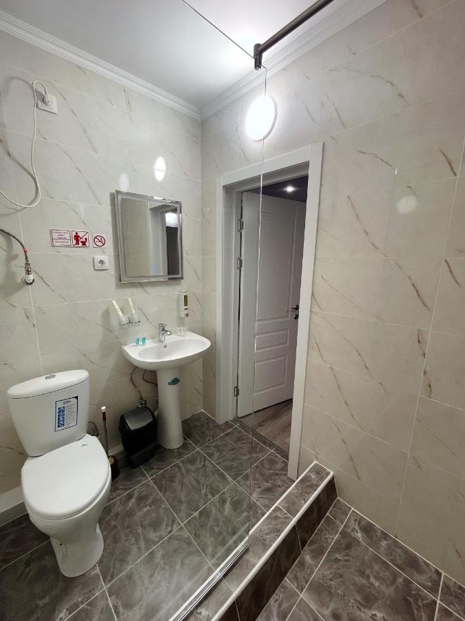 Hotel Nova Bishkek Bagian luar foto