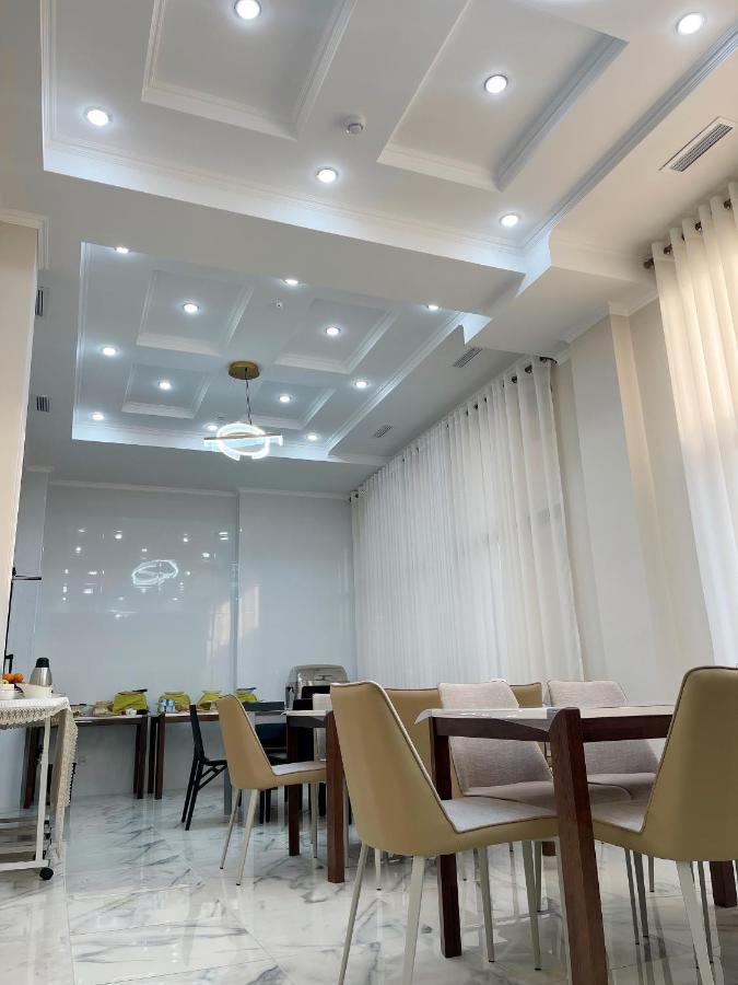 Hotel Nova Bishkek Bagian luar foto